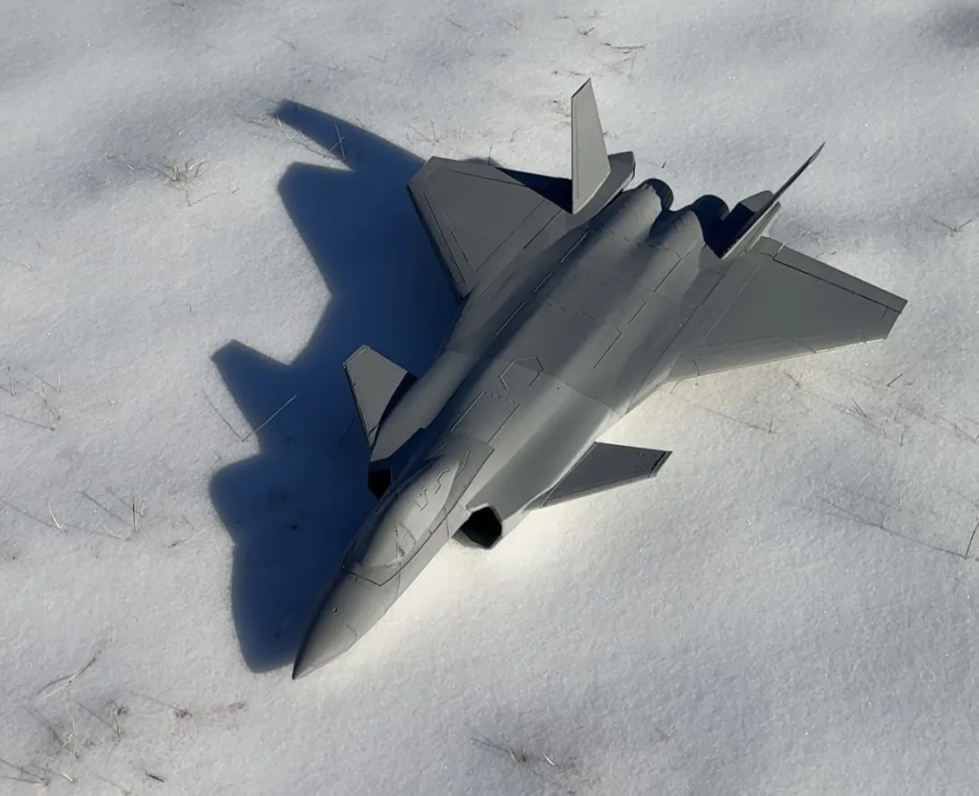J-20 Mighty Dragon twin 40mm