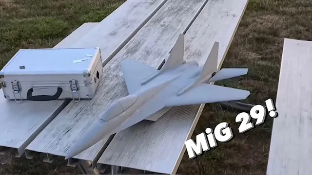 Mig 29 Twin 40mm